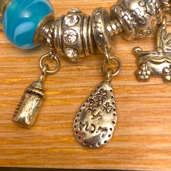 Mom of Baby Chunky Charms Wrist Heart Lobster Claw Bracelet in Silver and Blue - Picture 2 of 5
